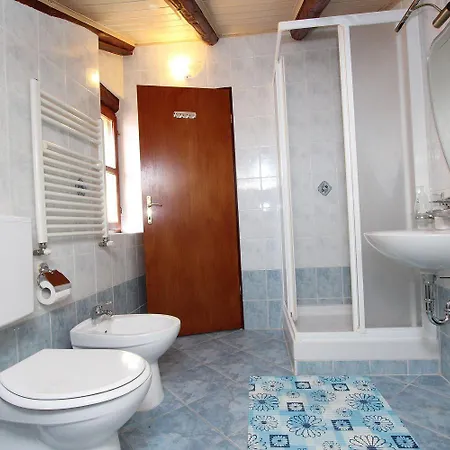 Traumhaftes Studio-apartment Nur 400 Meter Zum Inmitten Der Altstadt Von 公寓 罗维尼