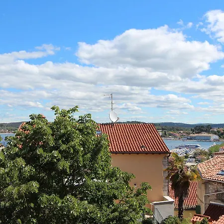 公寓 Traumhaftes Studio-apartment Nur 400 Meter Zum Inmitten Der Altstadt Von *