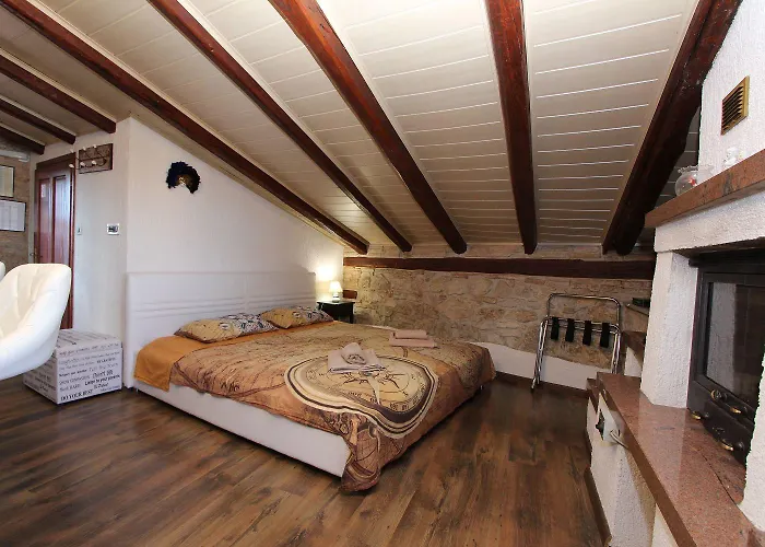 Appartement Traumhaftes Studio-apartment Nur 400 Meter Zum Inmitten Der Altstadt Von Rovinj