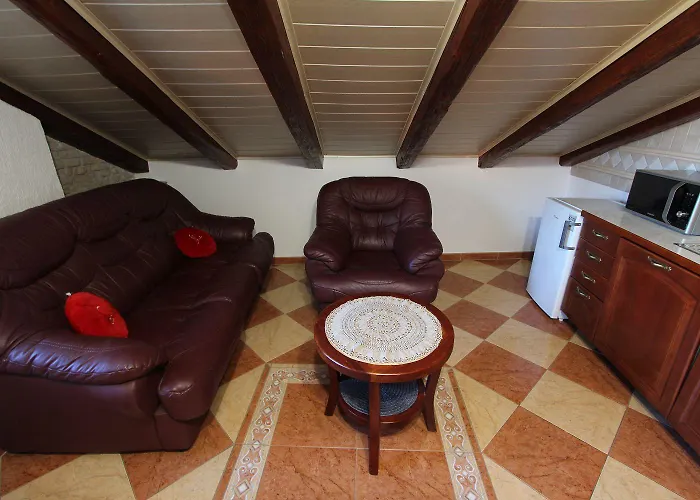 Traumhaftes Studio-apartment Nur 400 Meter Zum Inmitten Der Altstadt Von Appartement