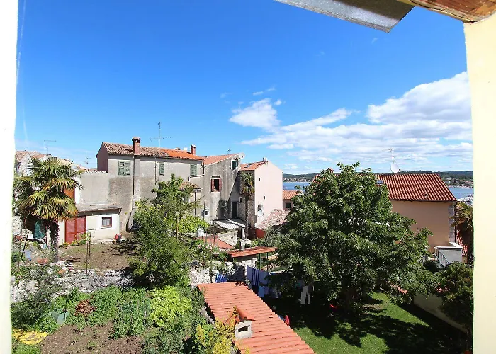 Traumhaftes Studio-apartment Nur 400 Meter Zum Inmitten Der Altstadt Von Appartement